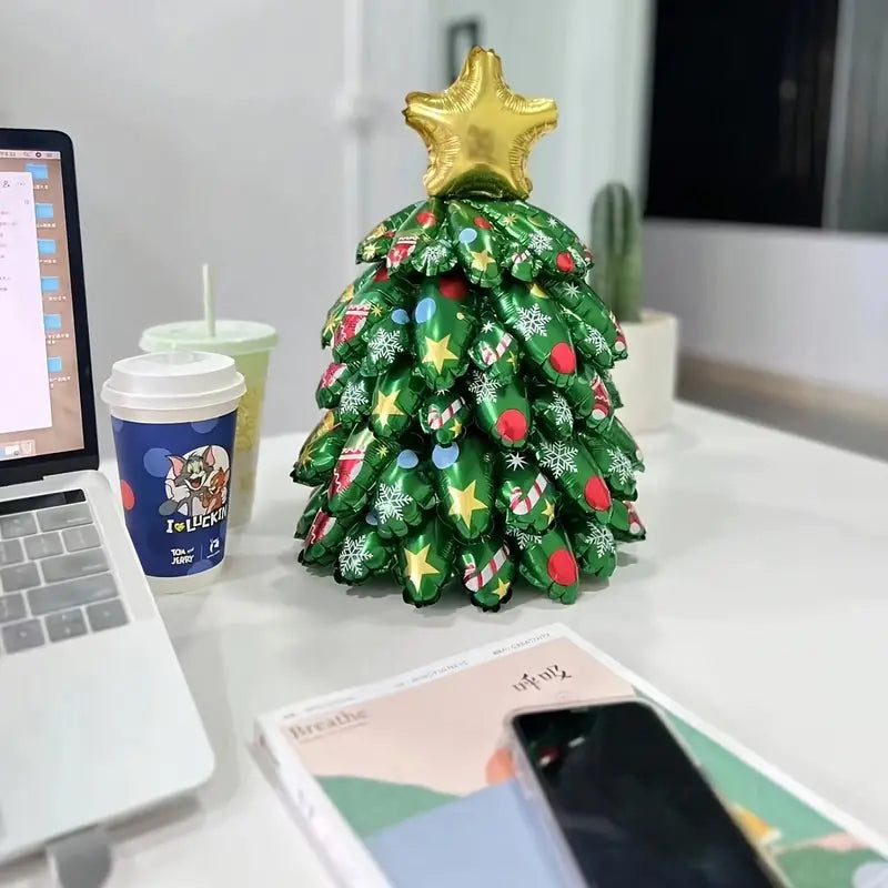 Winner Party 15" Christmas Tree