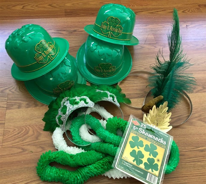 St. Patrick's Day  "Party For 8" GREEN